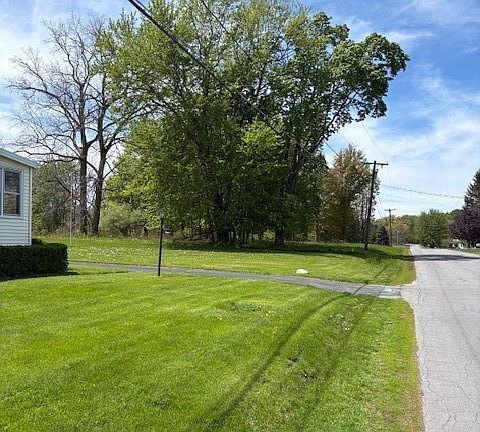 5th image of 9748 Watson Ave
