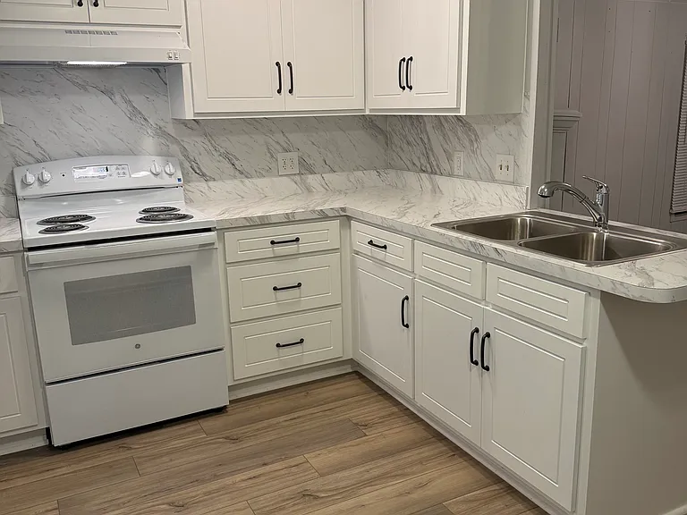 135 Cgs Cir — Photo 12