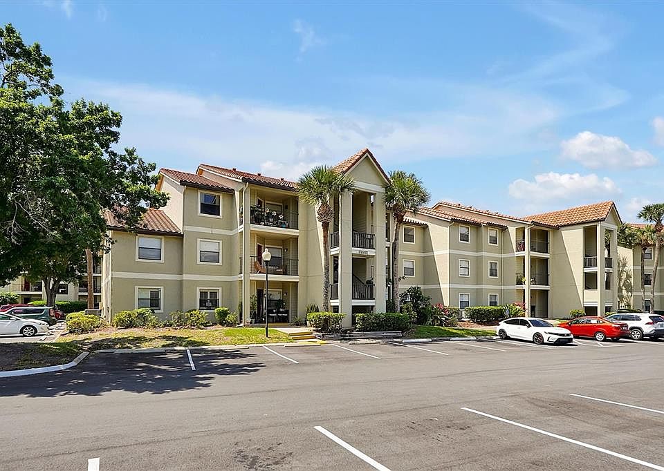 1st image of 3008 PARKWAY BOULEVARD #303