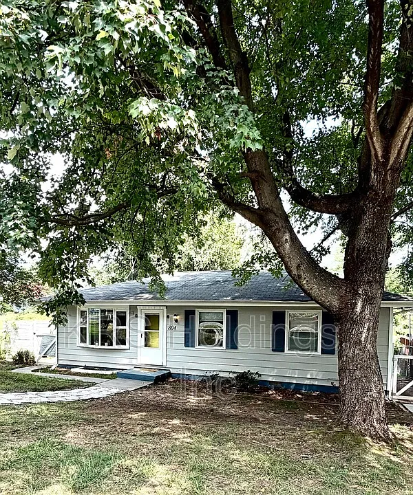 804 Raymond Rd