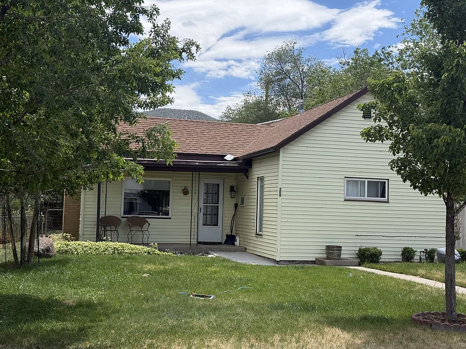 1st image of 209 Palmer St