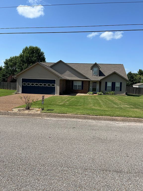 27 Augusta Dr - Property Image