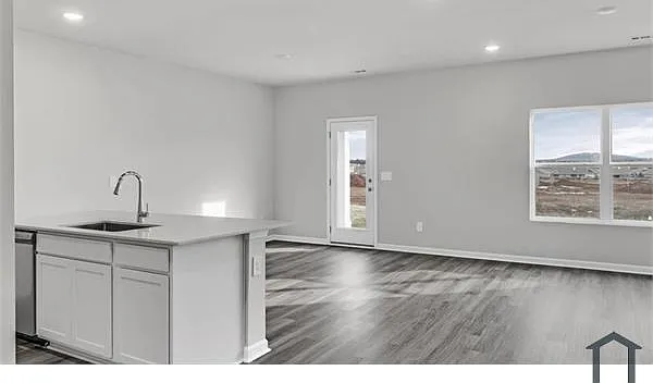 107 Betty Williams Dr — Photo 18