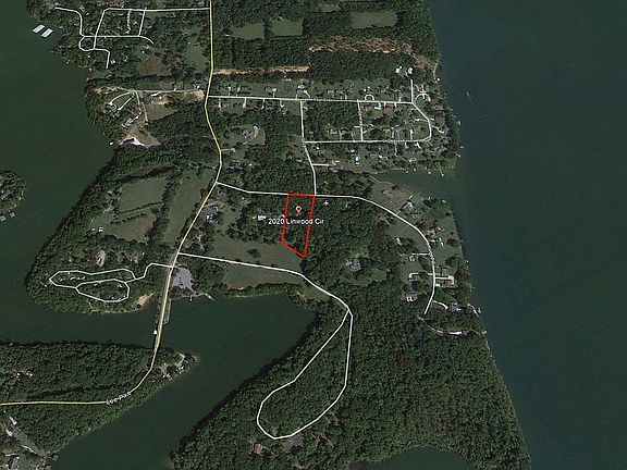 5th image of 2020 Linwood Cir