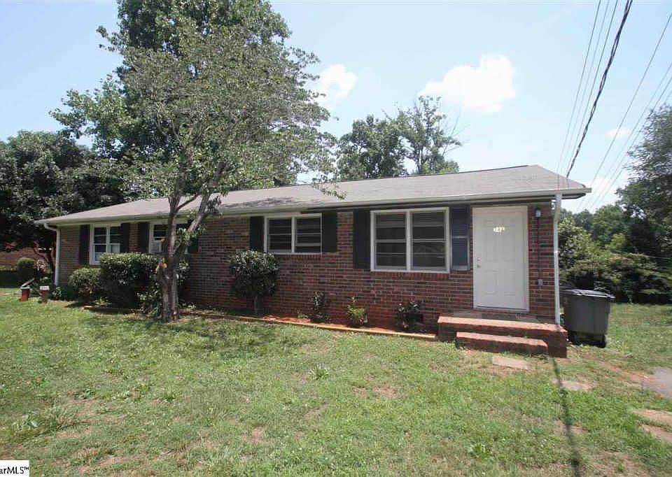 1st image of 38 Montis Dr