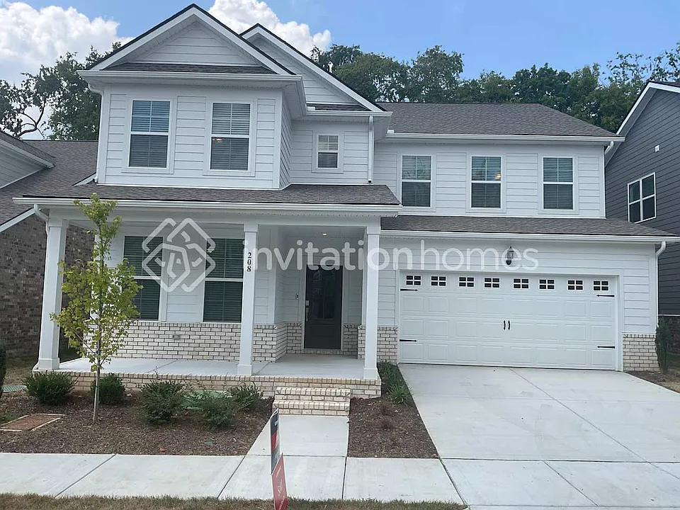 208 Crown Gardens Ct