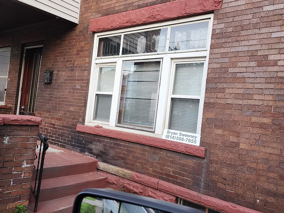 1st image of 547 W 5th St