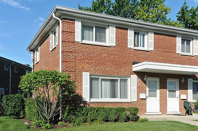 1st image of 1200 N Boxwood Dr