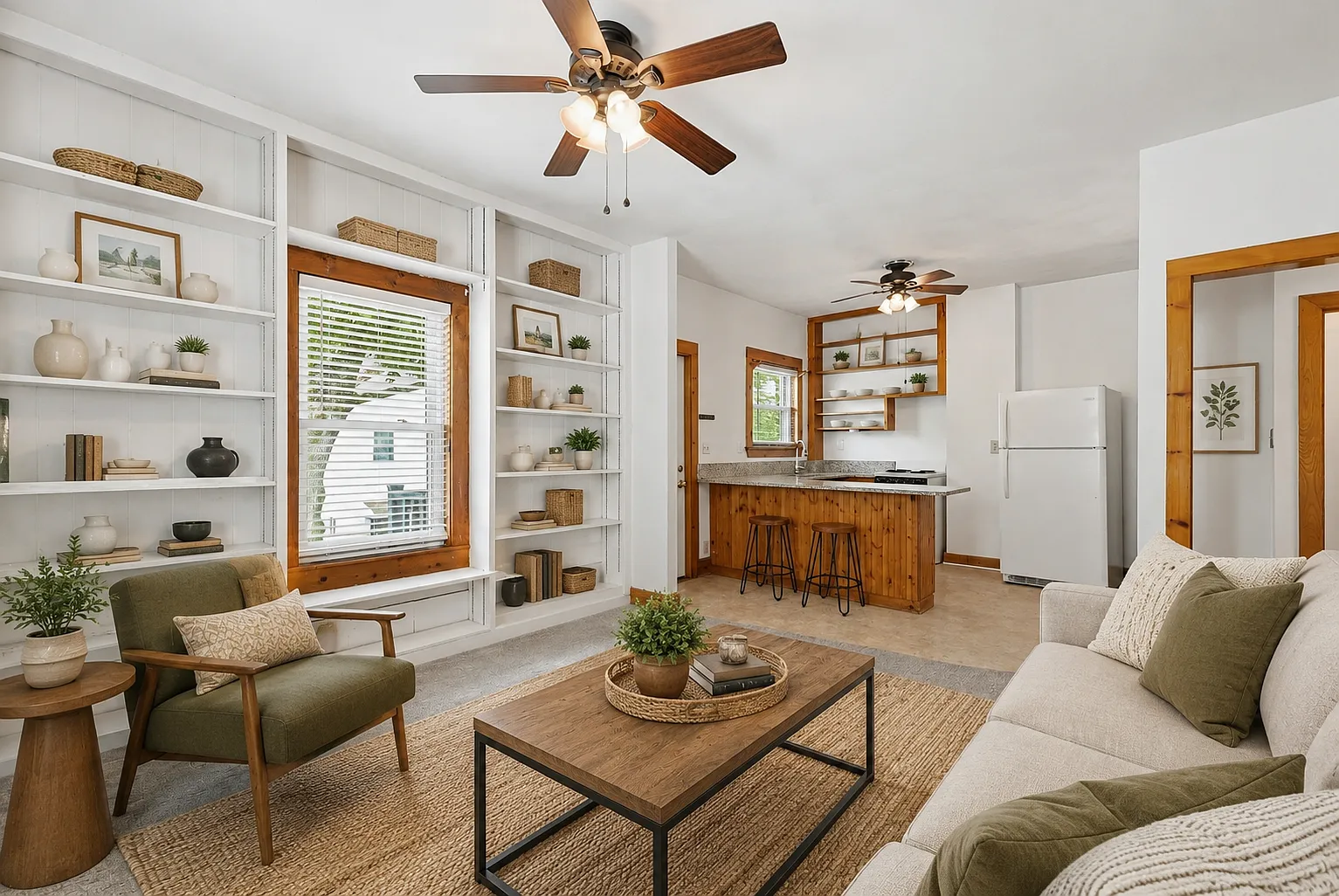 3 bed, 1120 sqft, $2,700 — Photo 1