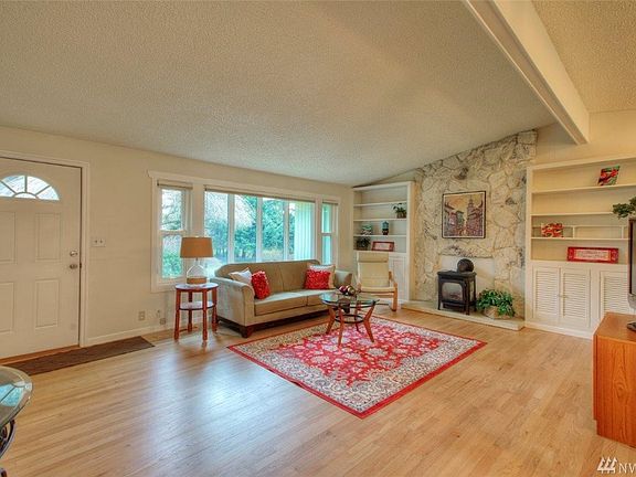 5th image of 21839 34th Ave S