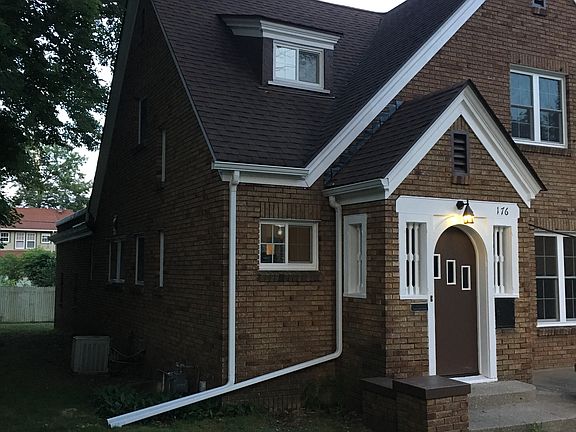 4th image of 176 Garrison Ave
