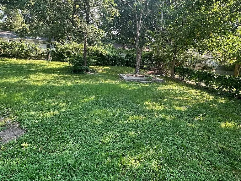 6904 Longview Rd — Photo 3