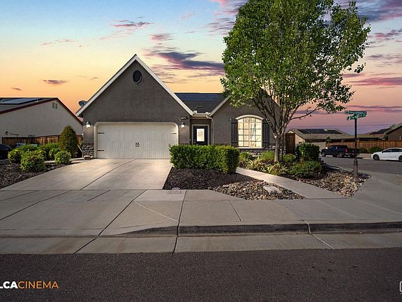 3rd image of 9324 Woodbrook Dr