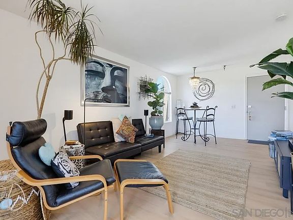 3rd image of 5252 Orange Ave Unit 131