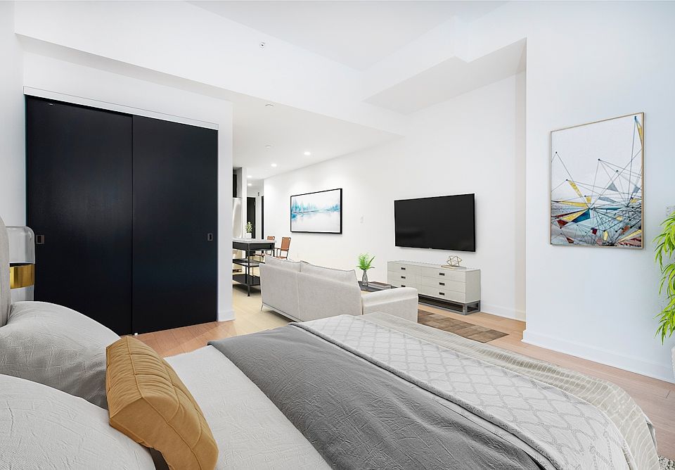1st image of 21 S End Ave #15-9