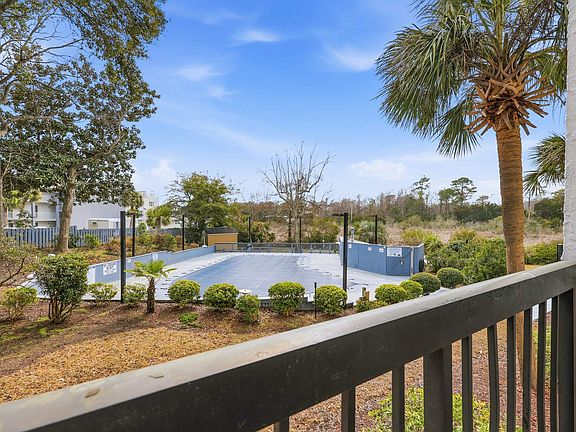 3rd image of 311 69th Ave. N #102