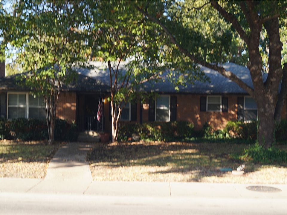 1st image of 6145 Walnut Hill Ln