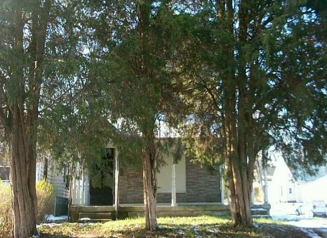 1st image of 4076 N Cornelius Ave