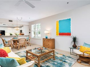 281 4th St S #101, Naples, FL 34102