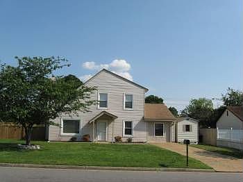 1st image of 5145 Holly Farms Dr