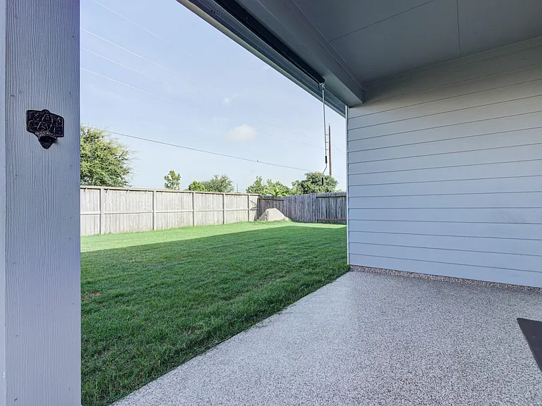 1005 Blue Beech Ln — Photo 22