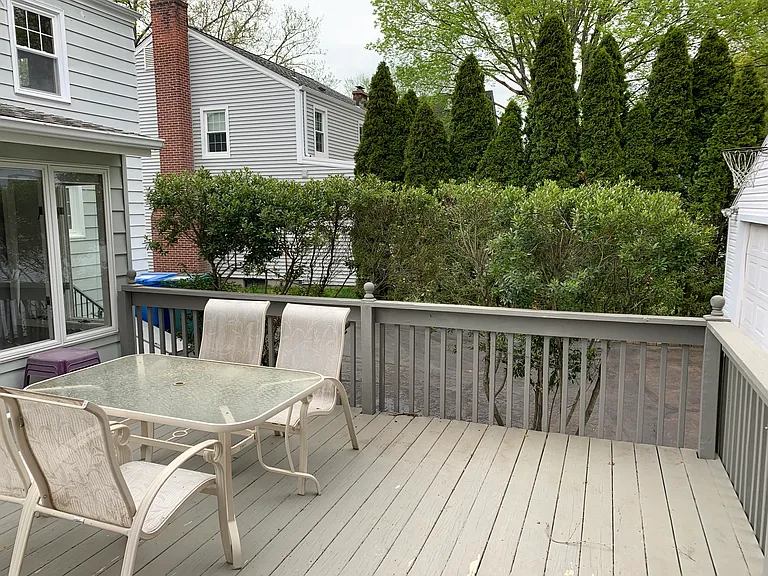 37 Spring Garden St — Photo 16