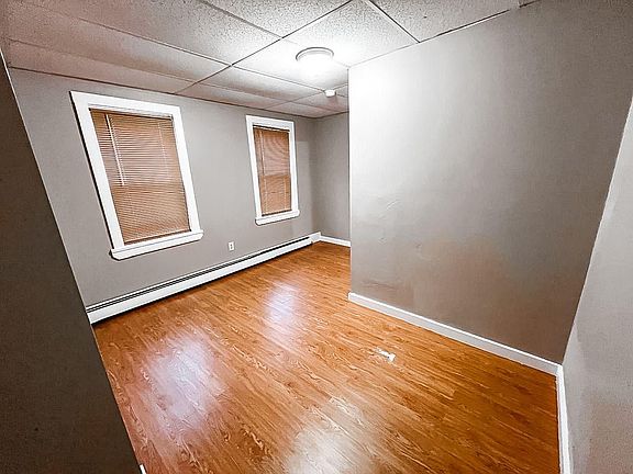 3rd image of 28 Chapel St #1
