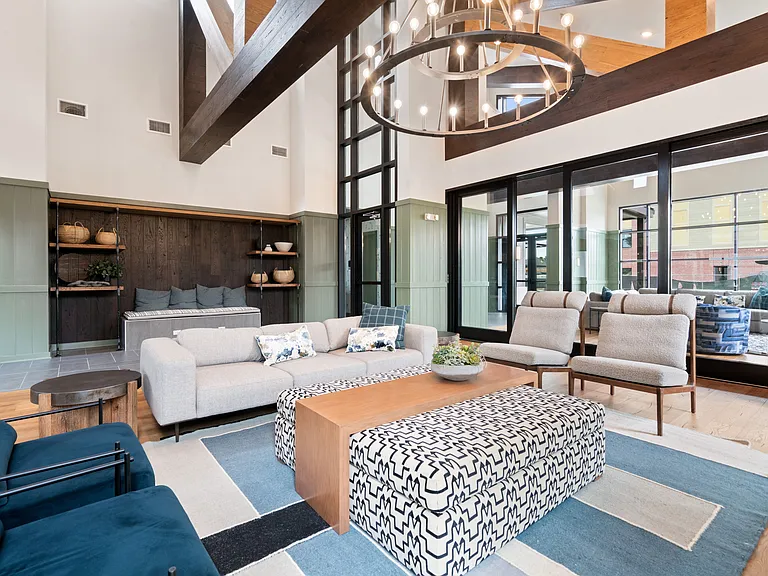Dawson Park Apartments — Photo 17