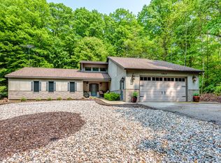 3885 Lake Path, Coloma, MI 49038