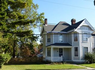 1216 Main St, Paris, KY 40361