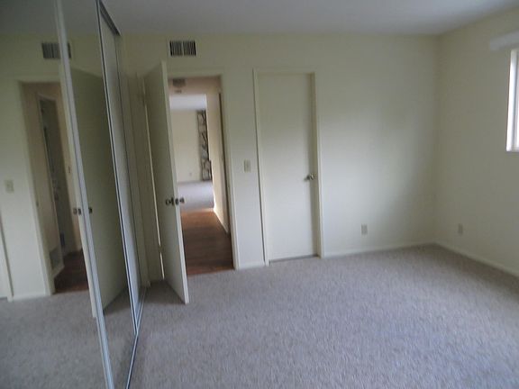 Master Bedroom downstairs