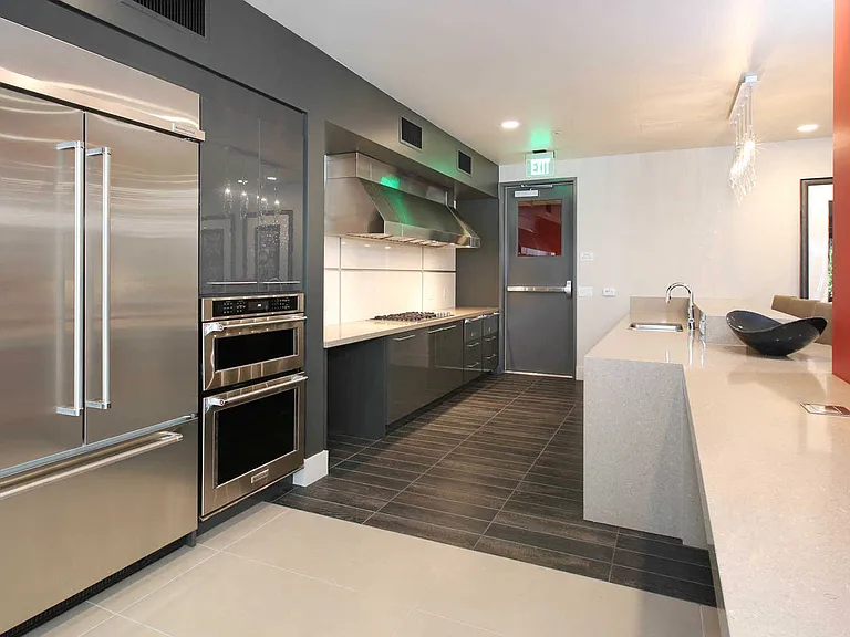 Clubhouse Kitchen