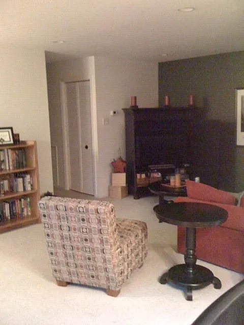 605 Ferris Ln