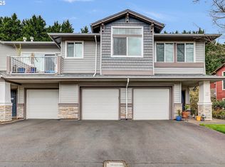 14815 SW Sandhill Loop UNIT 102, Beaverton, OR 97007