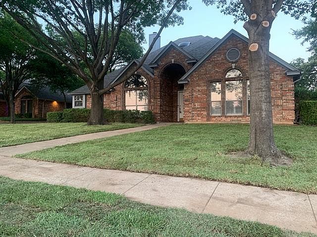 1st image of 7336 Holiday Ln