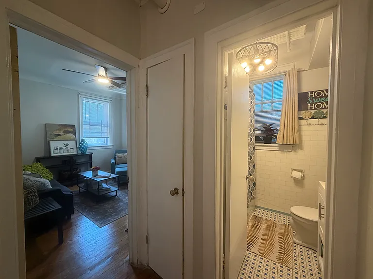 2423 W Lunt Ave #1 — Photo 3