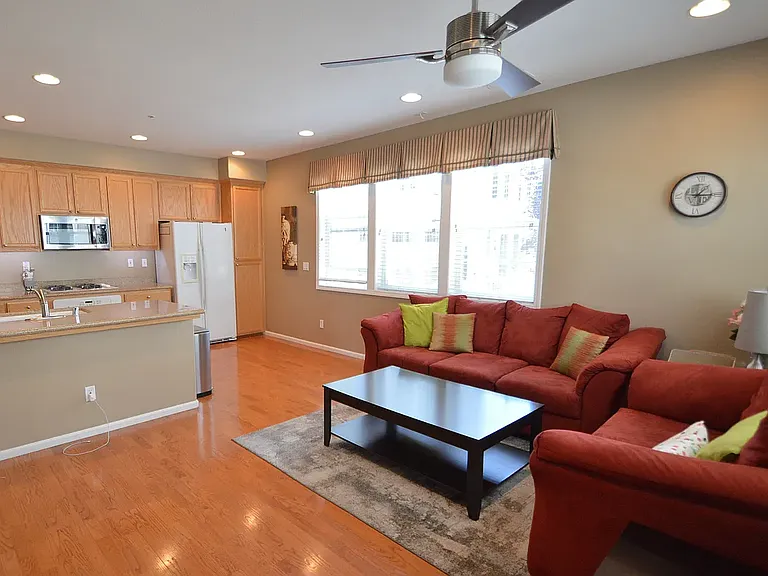 4444 Chancery Ln — Photo 6