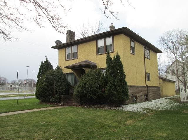 1st image of 995 Allen Ave
