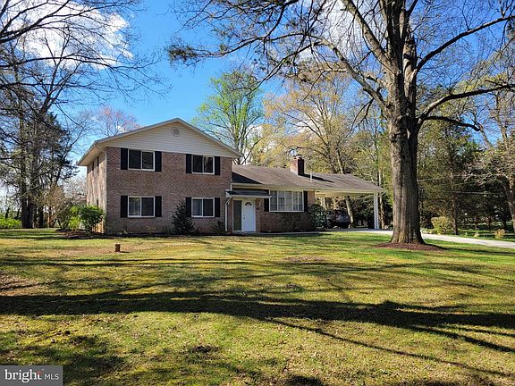 2nd image of 1814 Marymont Rd