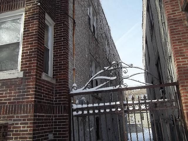 2nd image of 1261 Findlay Ave