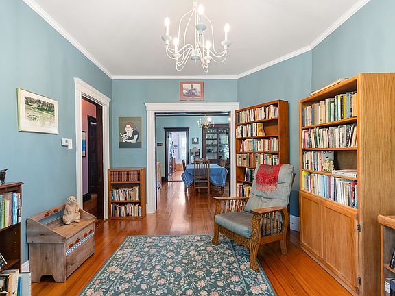 4th image of 54 Percival St #2