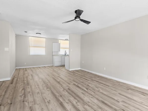 2105 Butternut Ln, Midland, TX 79705