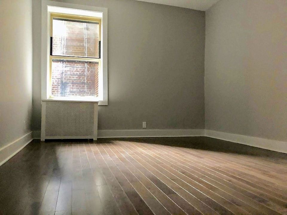 2nd image of 1120 Bergen St APT W2