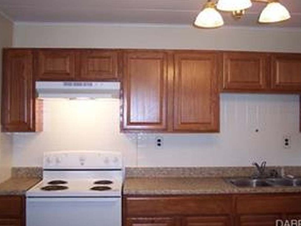 1st image of 851 Donora Dr