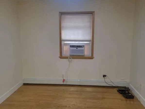 52-28 73rd Street 1 image 3 of 10