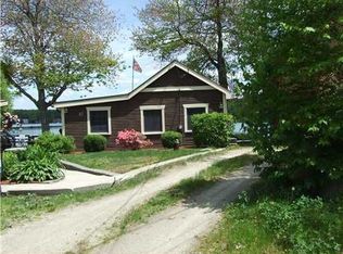 87 Cove Rd, Burrillville, RI 02830