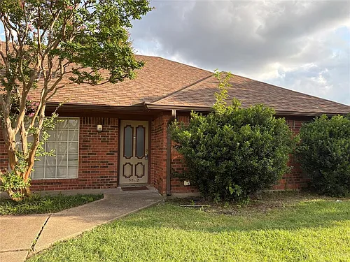 3902 San Mateo Dr Photo 1
