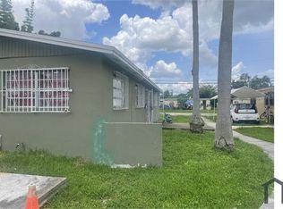1042 NW 13th St, Homestead, FL 33030