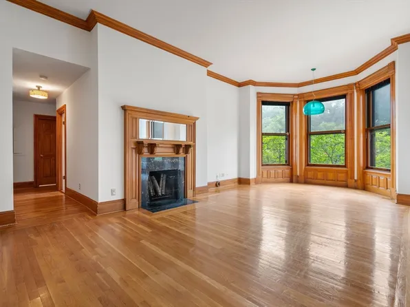 280 Commonwealth Ave APT 201, Boston, MA 02116