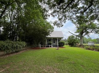 54 Hobart Walker Rd, Carriere, MS 39426